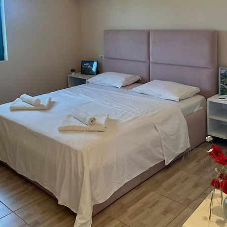 Hotel Villa Ballkan Grilë Zewnętrze zdjęcie